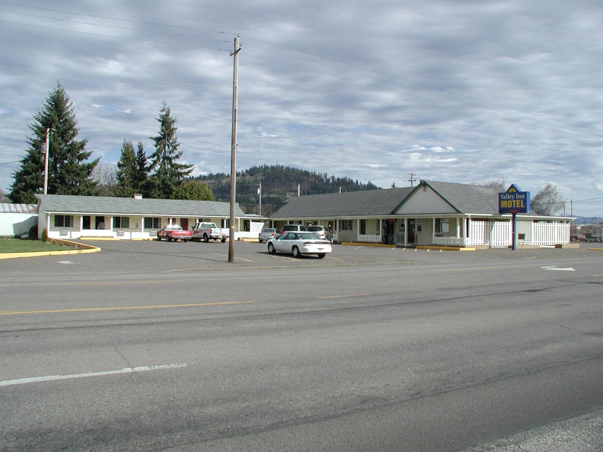 Valley Inn - Lebanon Oregon Exterior photo